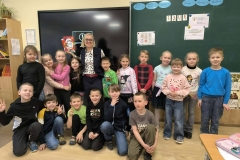 4b1995d5-bcf3-41a0-9aff-4fd78a1baaad